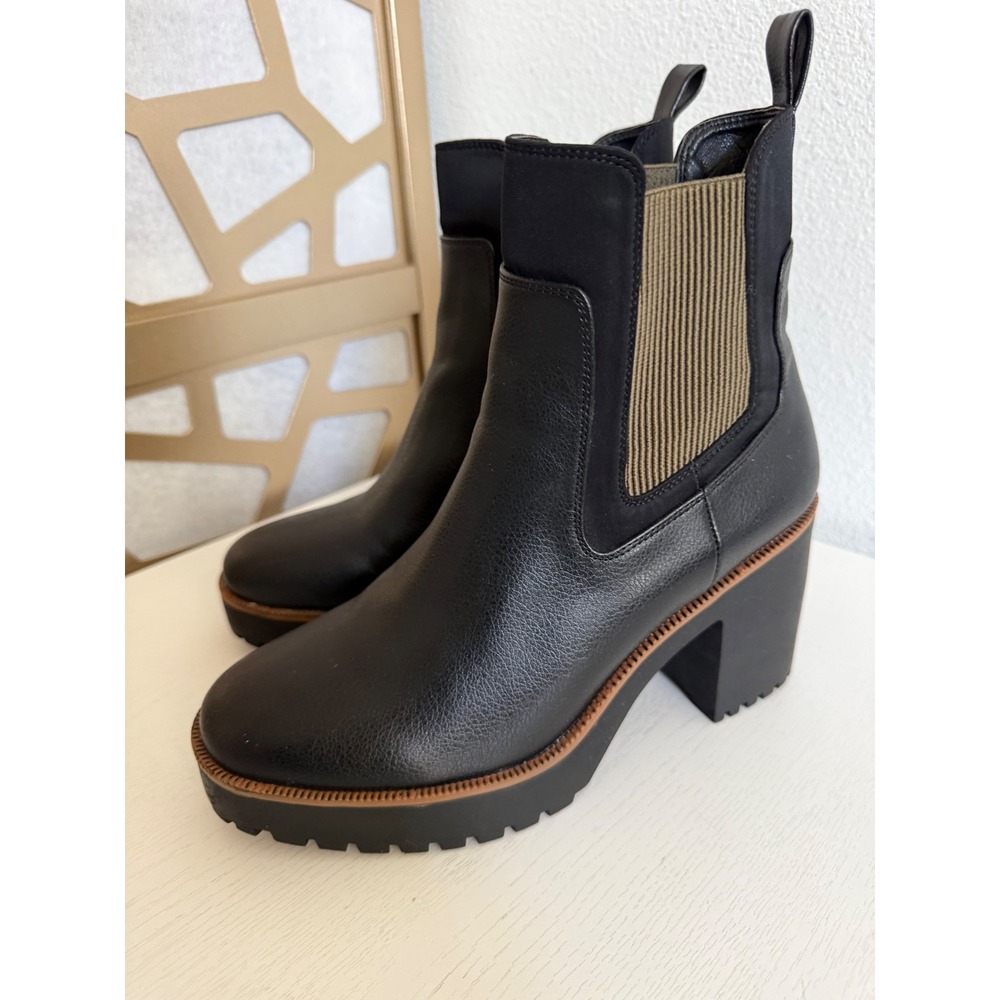 Chinese Laundry Black Platform Chelsea Boots Lug Sole Block Heel GGV-001 Size 9